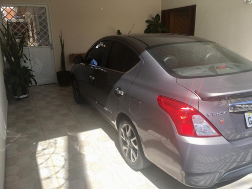Nissan Versa 1.6 16v Unique Flexstart Cvt 2017 - Impecável