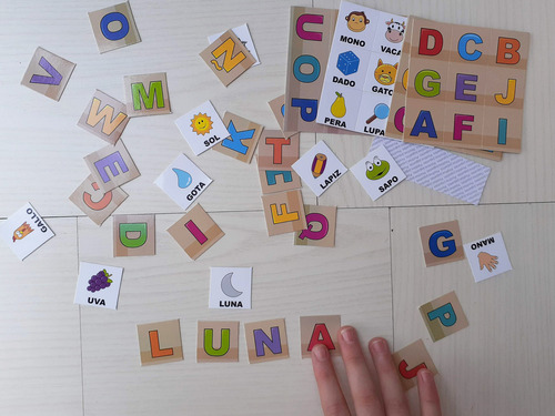 Juego De Letras. Abecedario. De Cartón 5 Propuestas De Juego