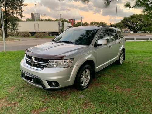 Dodge Journey 2.4 At Sxt 2011 7as Dvd Techo