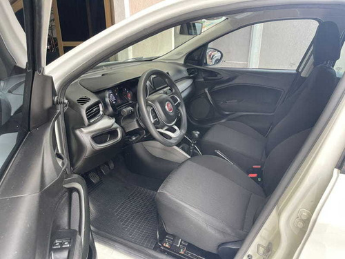Imagem 8 de 13 de Fiat Argo 1.0 2020
