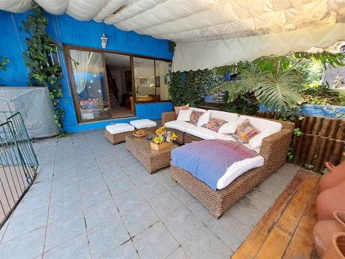 Casa En Arriendo De 3 Dorm. En Las Condes Cercana A Boccacio