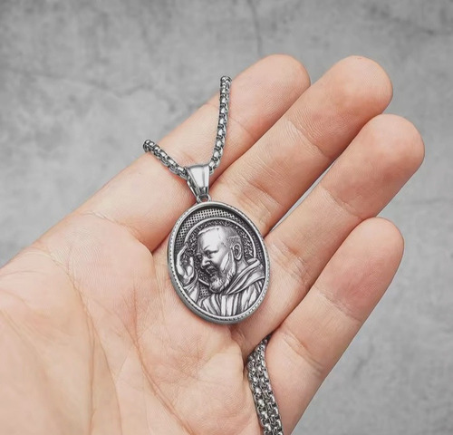 Dije Y Cadena Del Padre Pio En Acero Quirurgico (protector) Plateado