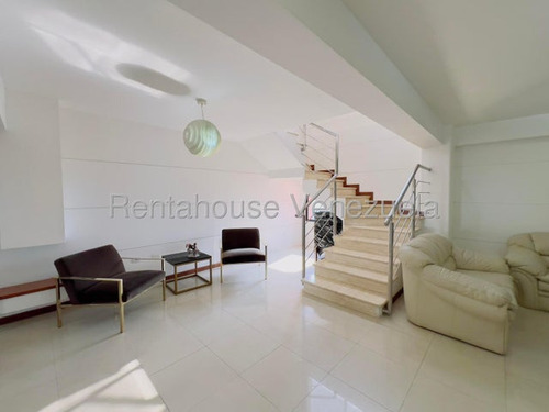 Matitza Lucena Vende Apartamento Al Este De Barquisimeto.