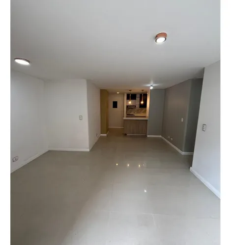 Apartamento Piso 5 Unidad Completa-cumbres- Envigado