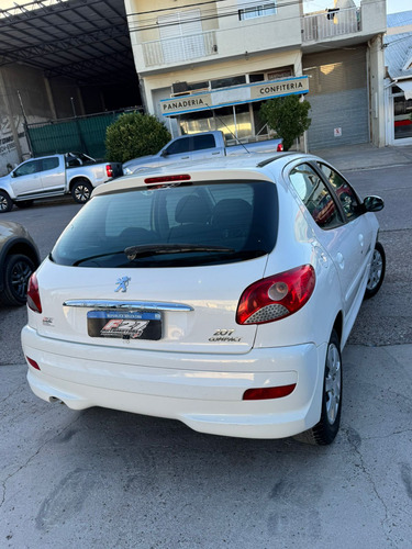 Peugeot 207 1.4 Allure 75cv