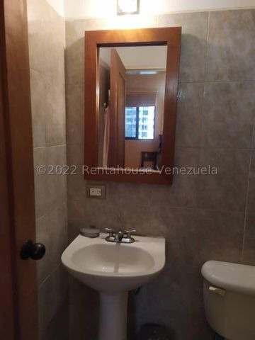 Imagen 6 de 11 de Apto En Alquiler En Clnas De La Tahona 22-26234 Ymanol 0414 3227631