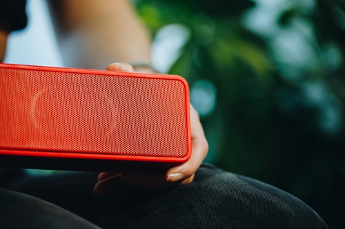Parlante Inalámbrico Bluetooth Cp03 Caixun Color Rojo