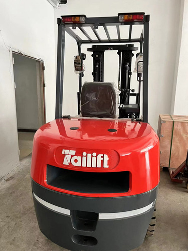 Autoelevador Tailift 3 Toneladas Diesel