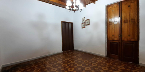 Casa Céntrica!!! Junín, Buenos Aires