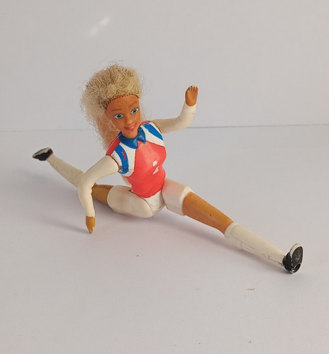 Muñeca Barbie Jugadora De Fútbol Miniatura (Usado)