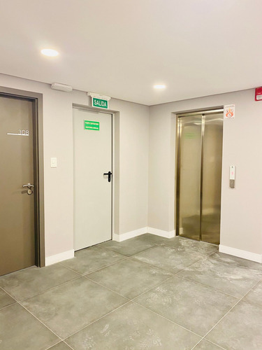 En Venta Monoambiente Con Patio - Zona Wtc