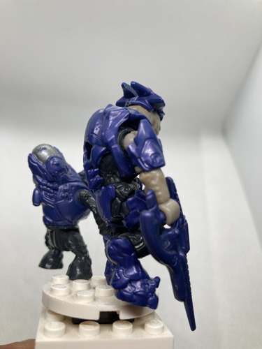 Halo Mega Elite Commando Y Grunt De Set Covenant Storm Lance (Usado)