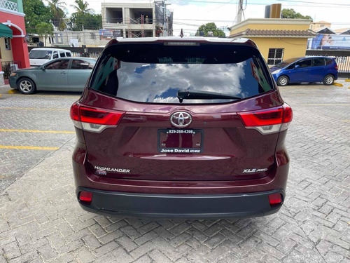 Imagen 4 de 15 de Toyota Highlander Xlt Americana