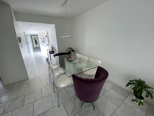 Departamento En Venta - 3 Dormitorios 2 Baños - Cochera - 100mts2 - Mar Del Plata