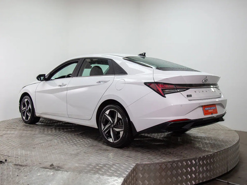 Hyundai Elantra 2.0 Cn7 Premium At 2023