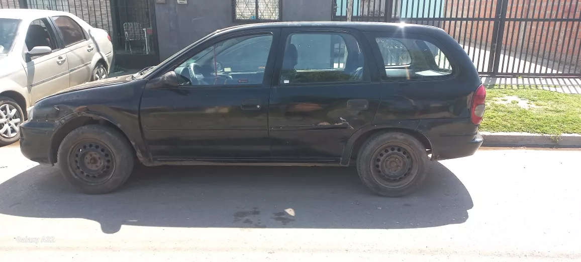 Chevrolet Corsa 1.4 Wagon Classic Gl