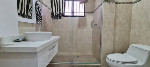 Imagen 7 de 17 de Re/max. Iris Hernandez. Vende Casa (336/547m2). Trigal Centro. Valencia. Codigo 140234