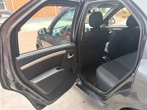 Renault Logan 1.6 Expression