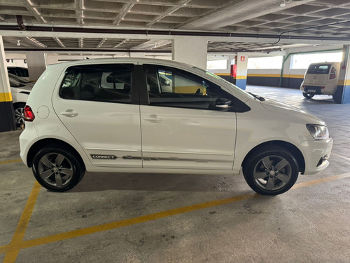 Volkswagen Fox 1.6 MSI TOTAL FLEX CONNECT 4P MANUAL
