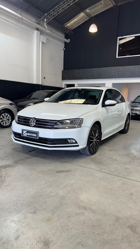 Volkswagen Vento 1.4 Comfortline 150cv
