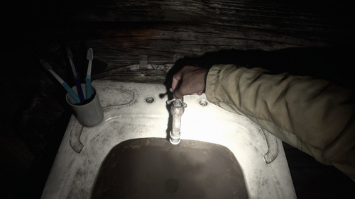 Imagen 6 de 10 de Resident Evil Village Formato Físico Ps4 Original