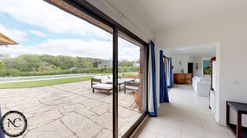 Casa En Venta En Cariló A La Playa