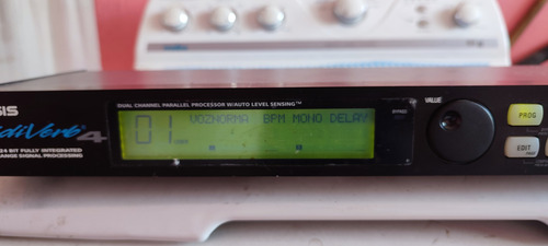 Alesis Midiverb 4 (Usado)