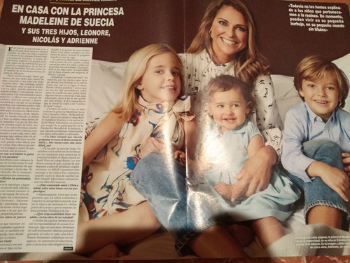 Reportaje De La Familia Real Sueca, Extraída De Revista.