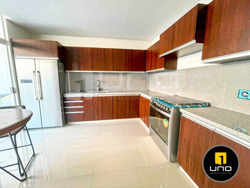 Imagen 10 de 23 de Hermosa Casa En Condominio, 4 Dormitorios