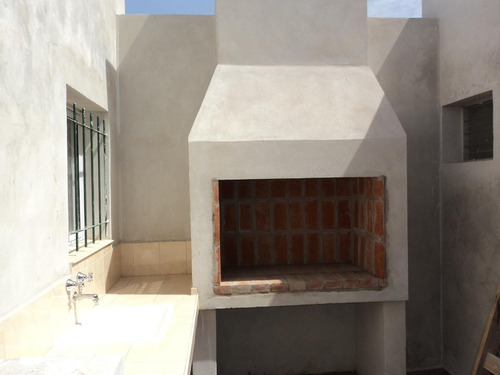 Departamento En Venta - 6 Dormitorios 4 Baños - 350mts2 - Baradero