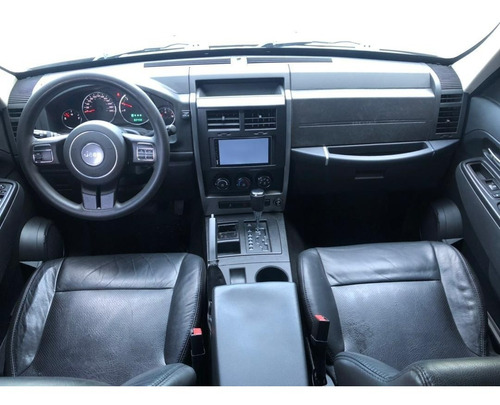 Imagen 8 de 9 de Jeep Cherokee Kk 4x2 2013