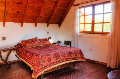 Venta O Consecion - Complejo De 4 Cabañas, 1 Casa, Piscina
