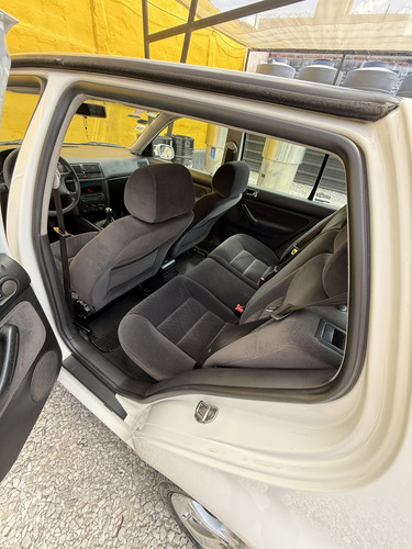Volkswagen Golf 1.6 Comfortline