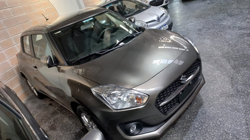 Imagen 8 de 19 de Suzuki Swift Gl Reserve Hoy! Permuto Financio 100%