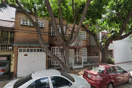 Casa En Venta En Santa María Insurgentes. Cdmx.