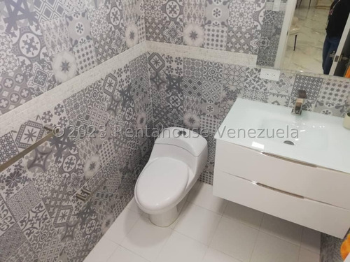 Casa En Venta En Santa Paula Calle Cerrada Caracas Casas Angela Tochon