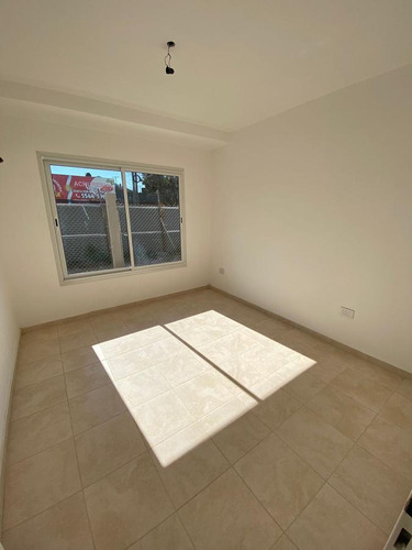 Imagen 5 de 12 de 3 Ambientes Con Patio - Complejo Irigoin - San Miguel