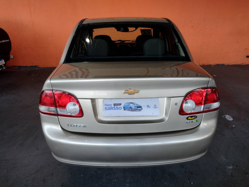 Imagem 4 de 7 de Chevrolet Classic 1.0 Mpfi Ls 8v Flex 4p Manual