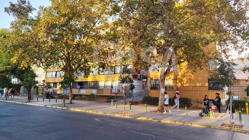 Departamento 3d/1b Frente A Metro Santa Ana (68146)