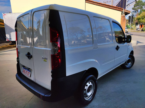 Imagem 5 de 9 de Fiat Doblò 1.4 Mpi Cargo Flex 2p Manual