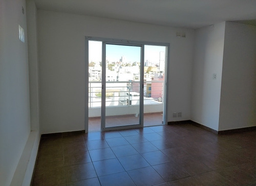 Imagen 3 de 16 de Venta Depto 1 Dormitorio Alberdi Santa Rosa 1932 Impecable