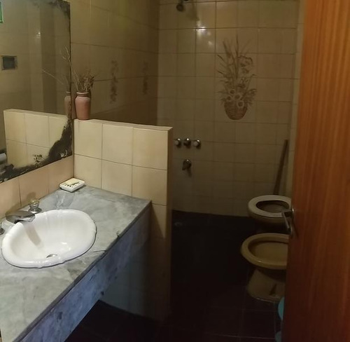 Amplio Chalet, 5 Ambientes, La Matanza, Villa Luzuriaga