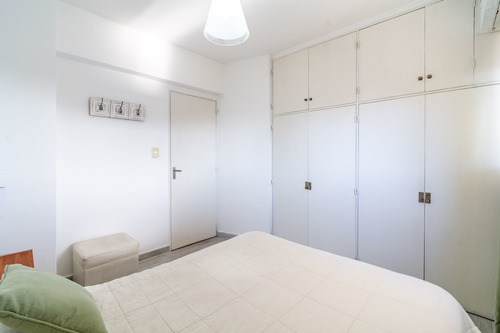 Imagen 14 de 30 de 4 Ambientes Piso Alto C/terraza Y Coch Todo Luz