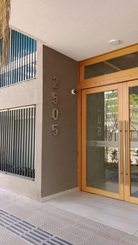 Arriendo De Moderno Depto Edificio Eco España 1d1b