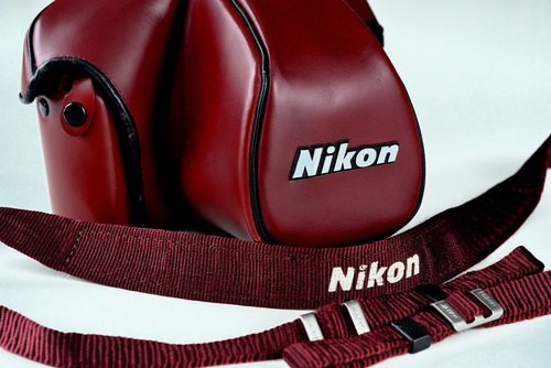 Nikon F3 Somente Estojo E Alça Original Quase Imaculado! Vermelho (Usado)