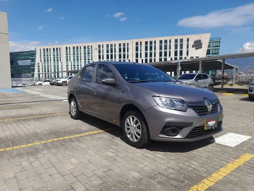 Renault Logan 1.6 Authentique / Life