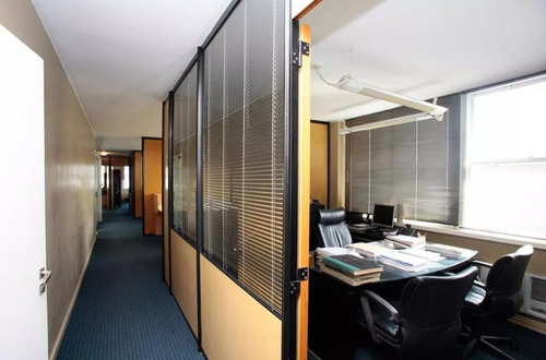 Av Rivadavia 700 Monserrat Oficina U$170.000