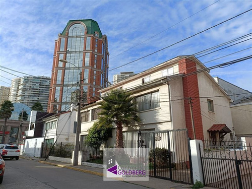 Casa En Arriendo De 5 Dorm. En Viña Del Mar