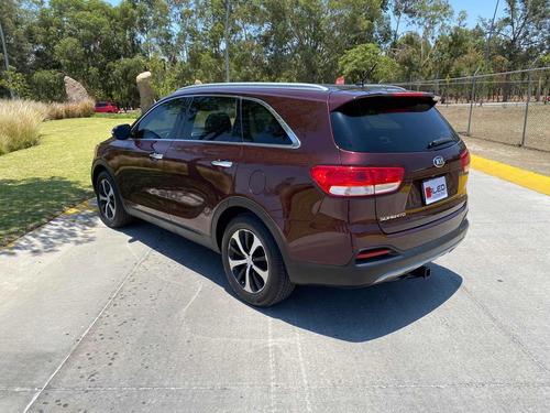 Imagen 7 de 15 de Kia Sorento 2017 3.4 3.3l Ex Pack At