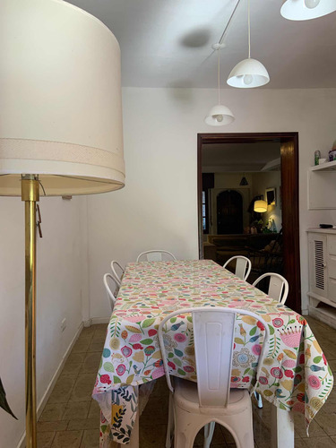 Casa Muy Amplia De 4 Hab. A Reformar En Olivos
